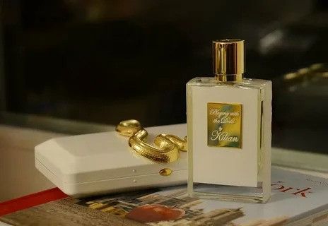 Kilian Playing With The Devil Парфумована вода 50ml Жіноча Кіліан Граючи з дияволом 1502868688 фото