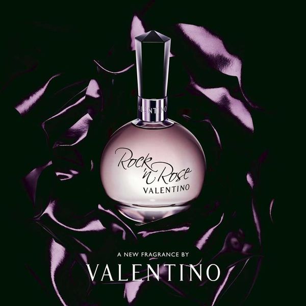 Valentino Rock n' Rose 90ml edp (Цветочный букет раскрывается деликатными, вкусными и вызывающими аккордами) 76665186 фото