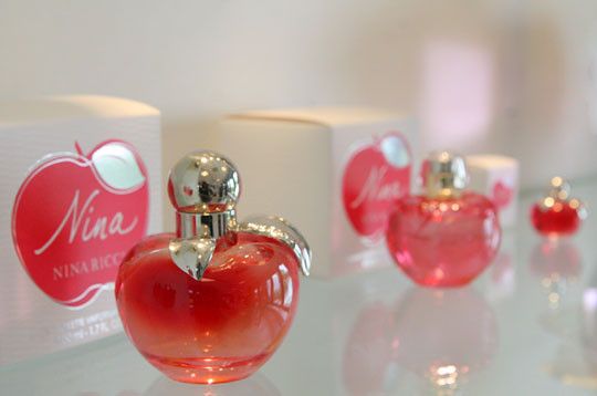 Мініатюрні парфуми для жінок Nina Ricci Nina 4ml edt ( чуттєвий, романтичний, вишуканий) 124021266 фото